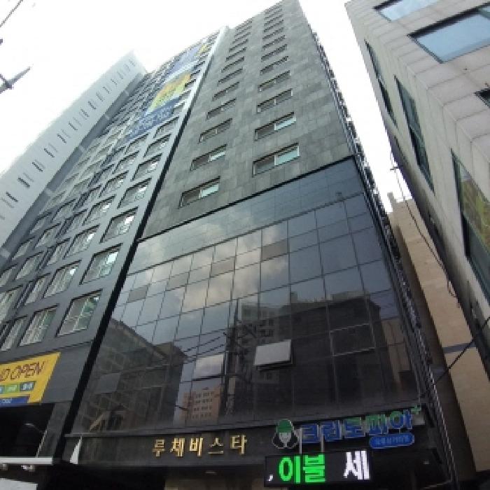 건물 전경