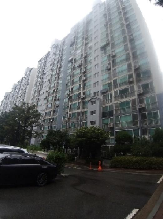 건물 전경