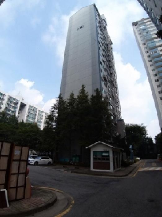 건물 전경