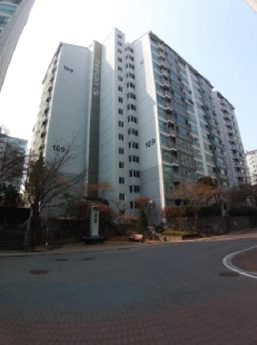 건물 전경