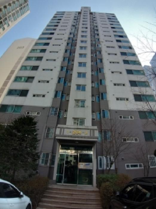건물 전경