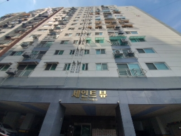 건물 전경