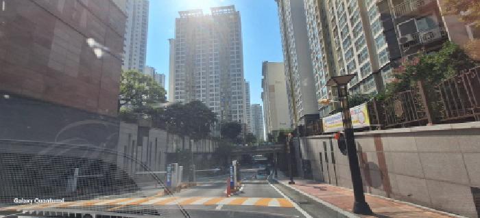 아파트단지 출입구