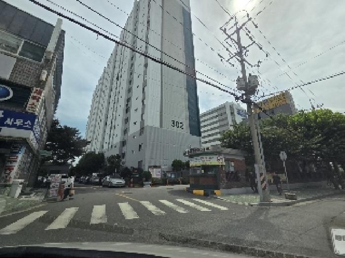 단지입구 전경