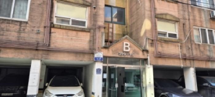 공동출입문