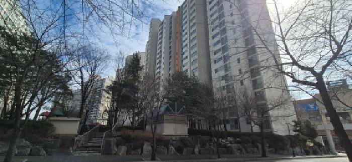 유현마을 204동 3층303호