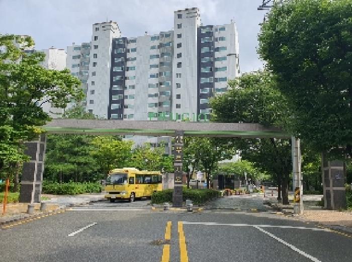 아파트 출입구 현황