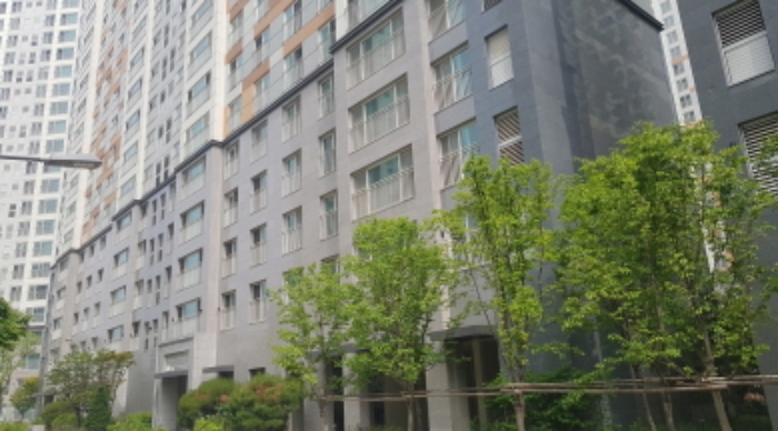 * 본건 목적물 소재 동 전경