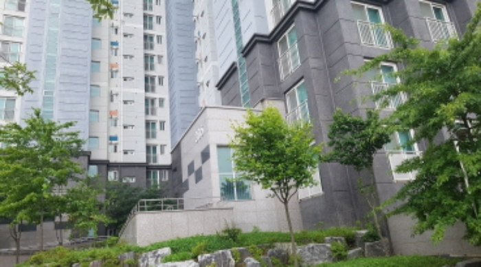 * 본건 목적물 소재 동 전경