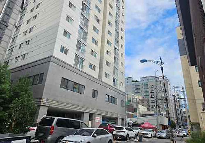 본건 건물 전경 