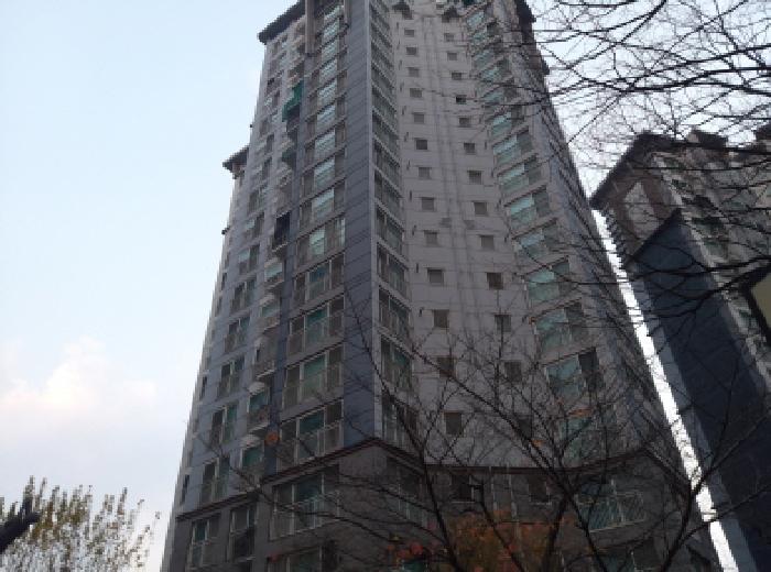 * 본건 목적물 소재 동 전경