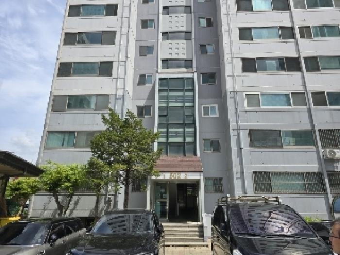본건