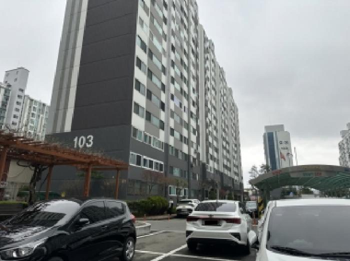 본건