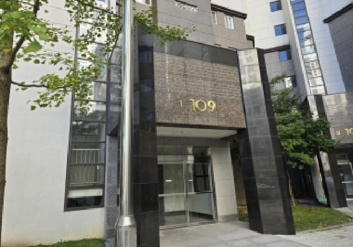 신우희가로아파트 109동 3층302호