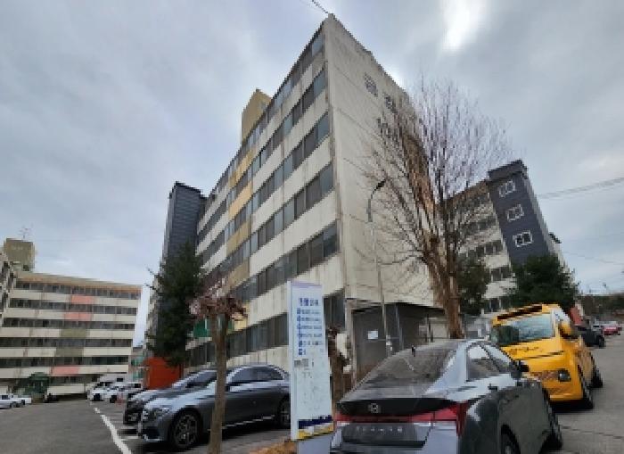 충청북도 영동군 영동읍 눈어치1로 5, 104동 5층 504호(금강아파트)