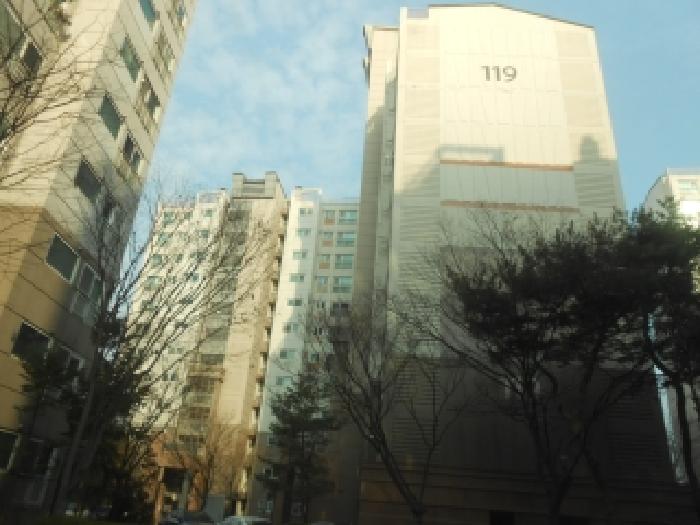 건물 전경