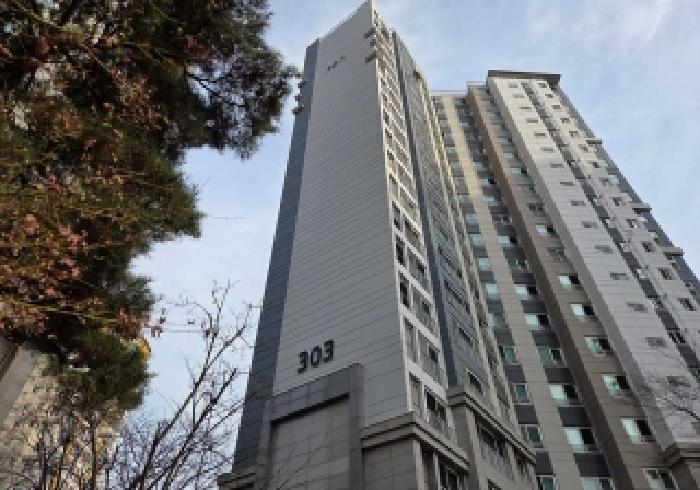 건물 전경