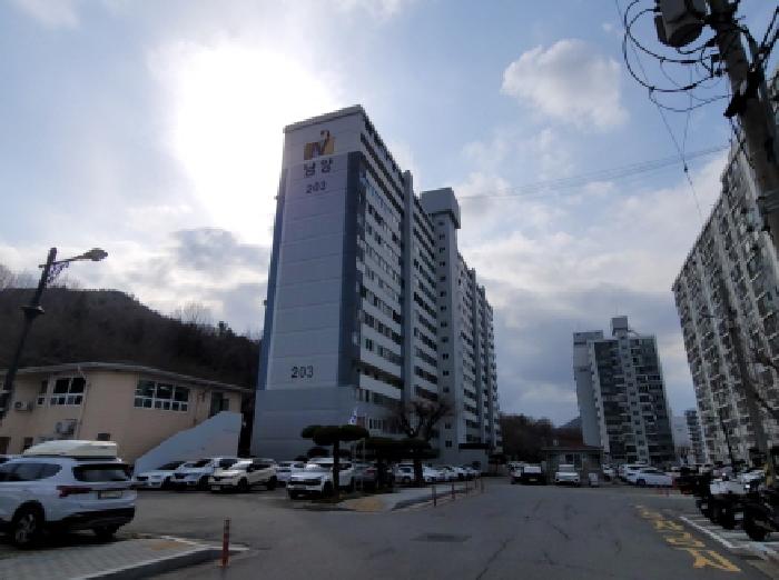 203동 전경사진