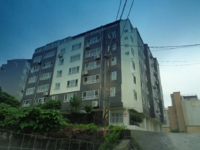 - 본 호(용담로9길 22, 해피드림) 건물 전경