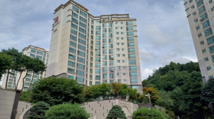 이 사건  아파트 2208동 건물전경