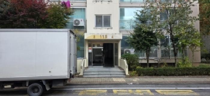 공동출입문