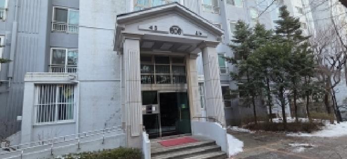 공동출입문