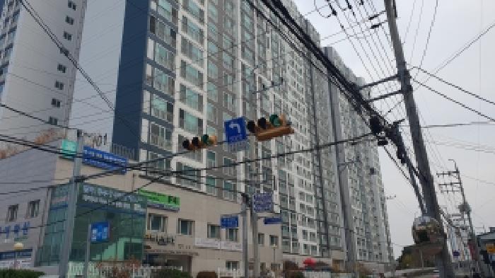 본건 건물전경