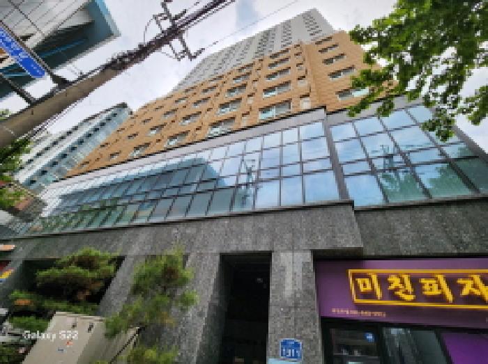 이건 부동산 외관 전경