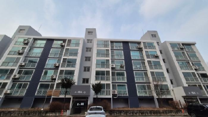 아파트 건물 전경
