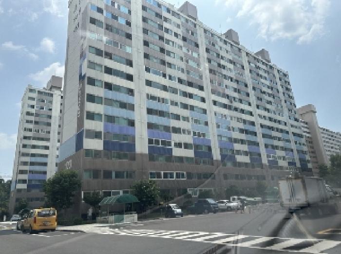 본건