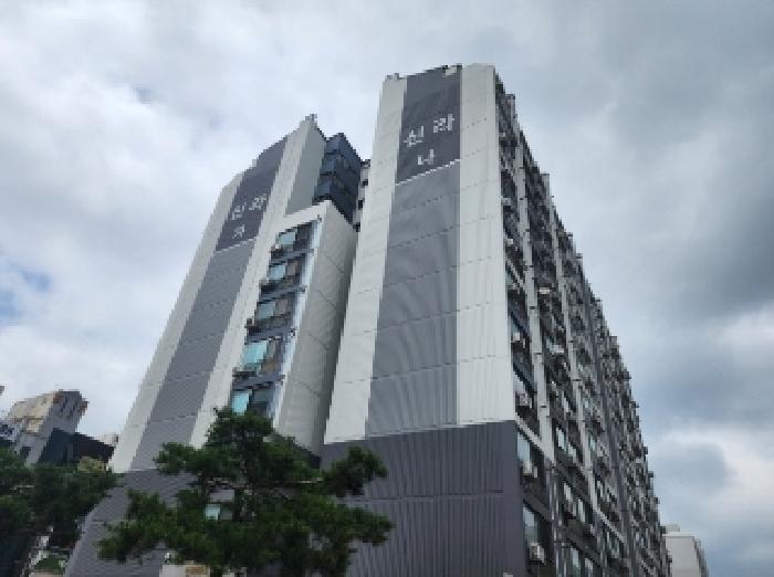 본건