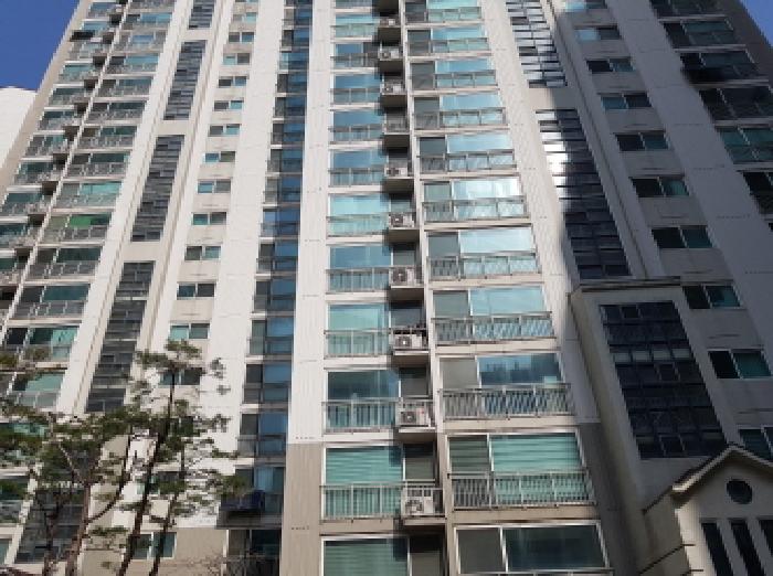 건물 전경