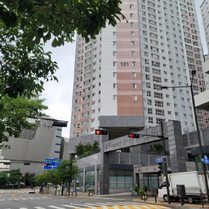 본건 건물 전경