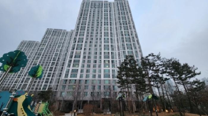 이 건 부동산 외관 전경