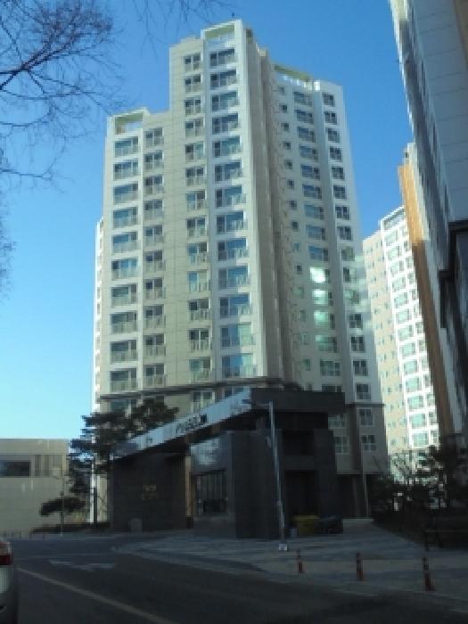 본건