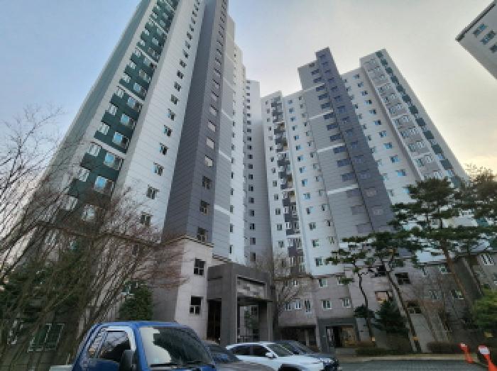 5202동 전경