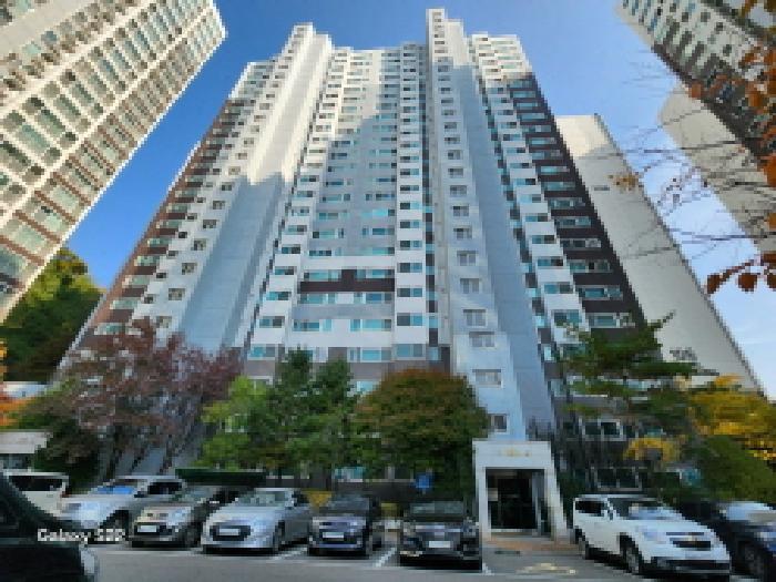 이건 부동산 외관 전경
(103동)