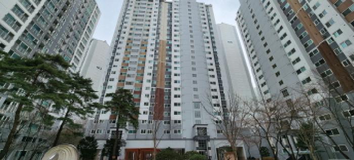본 건 부동산 외관 전경