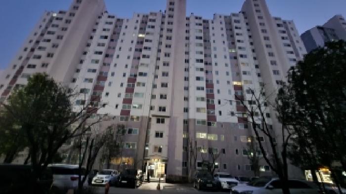 이 건 부동산 외관 전경