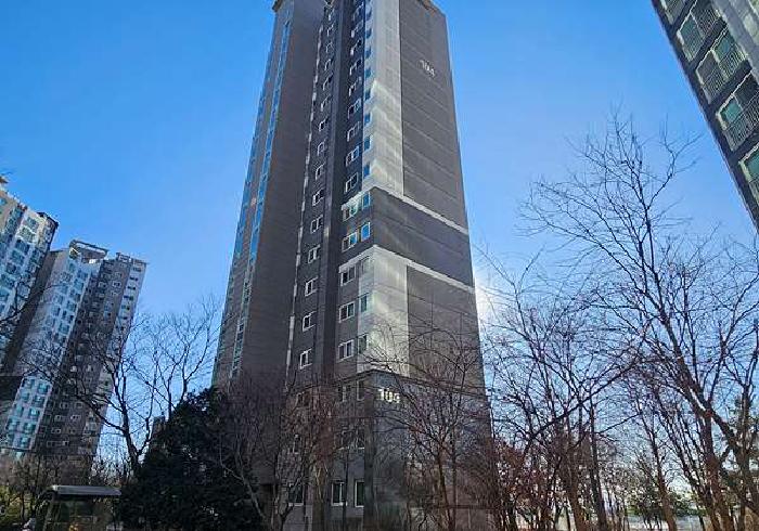 본건 건물 전경 