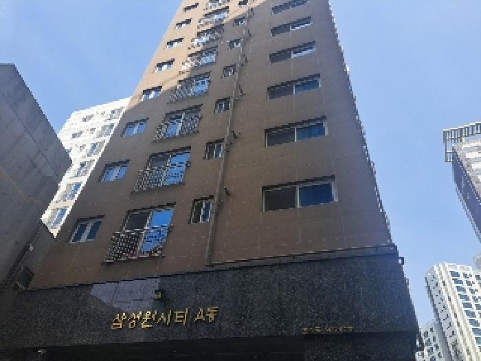 건물 전경