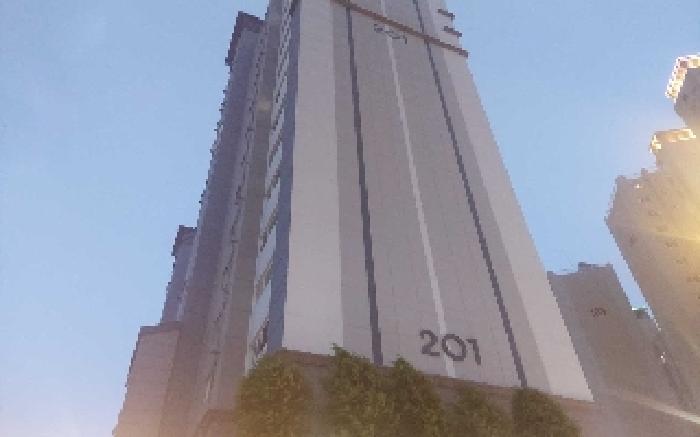 건물 전경