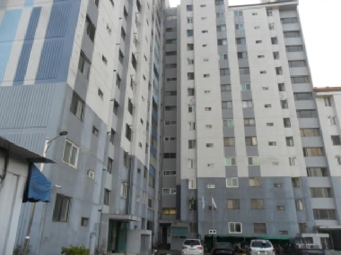 본건 아파트 전경