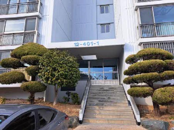 본건 401동 공동출입구