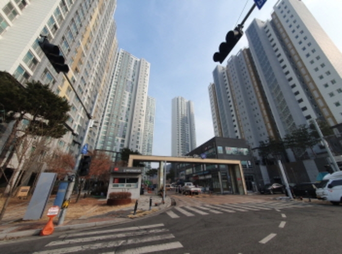 단지 진입로