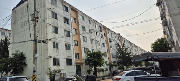 이 사건 진주아파트 801동 전경