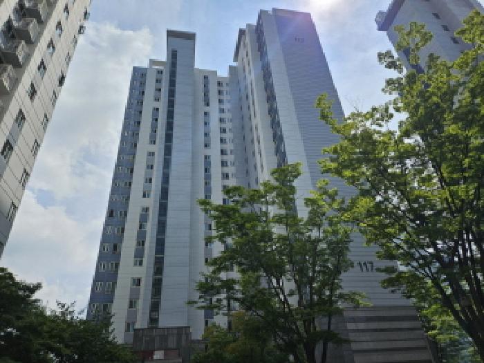 건물 전경