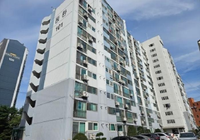 본건 건물 측면 전경 