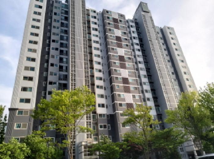 * 본건 목적물 소재 동 전경
