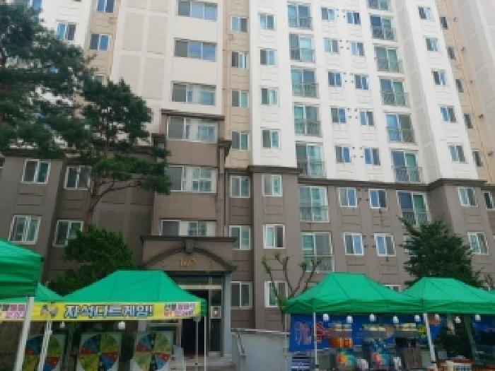 건물 전체 전경